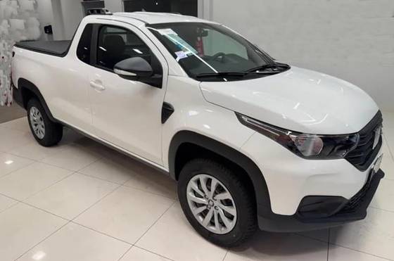 FIAT STRADA 1.3 FIREFLY FLEX FREEDOM CS MANUAL